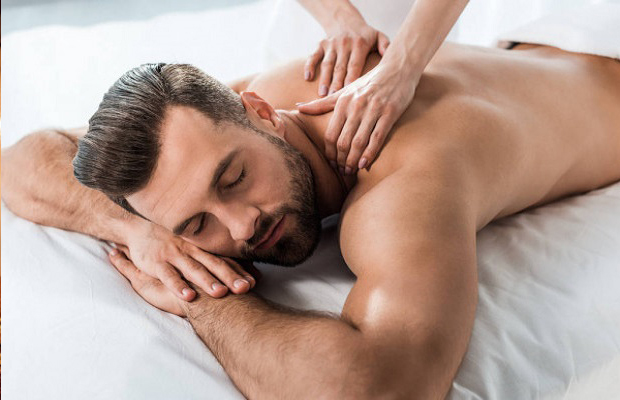 Có nhiều kỹ thuật massage body nam