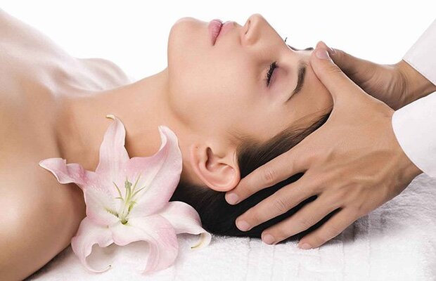 trình tự cách massage mặt đầu