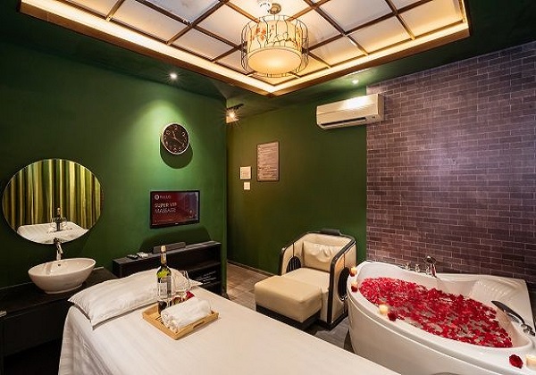 Phòng massage tại Hoa Kiều