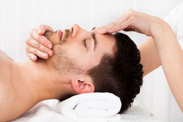 Massage mặt và các động tác cơ bản