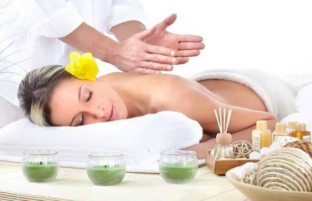 Liệu trình massage khỏe bằng tay