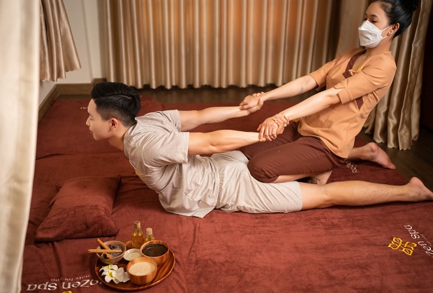 Hoa Kiều chia sẻ lợi ích khi massage Thái quận 1