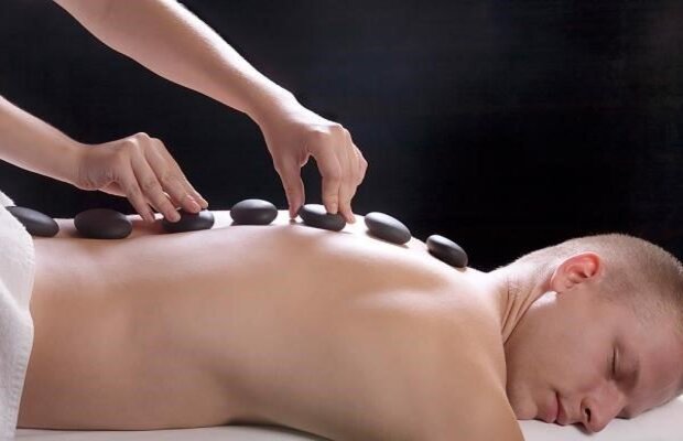 Massage tại Phú Nhuận Lụa Spa 