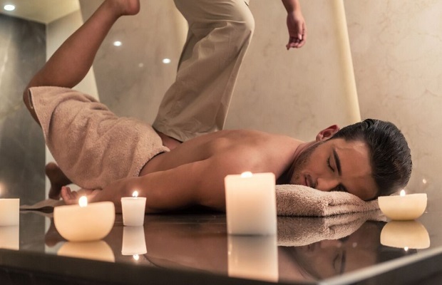 Massage Thái có vẻ được các chàng đặc biệt ưu ái hơn cả