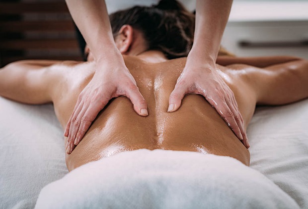 Tận hưởng dịch vụ massage tại hy spa