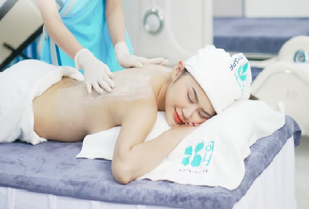 Đội ngũ phục vụ tận tình tại Kay Spa