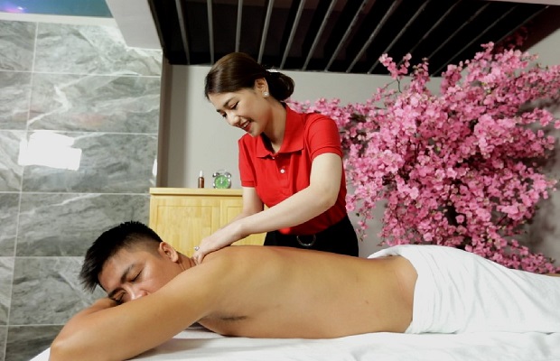 Hoa Kiều massage huyện Hóc Môn có đội ngũ kỹ thuật viên đẳng cấp