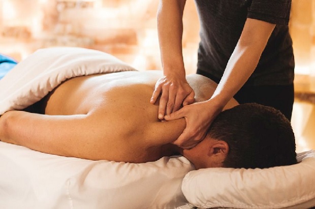 Massage nam Khải Hoàn Spa