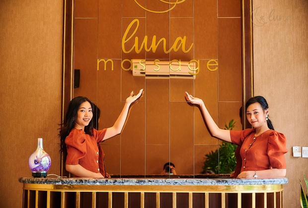 Quầy tiếp tân tại Luna Massage