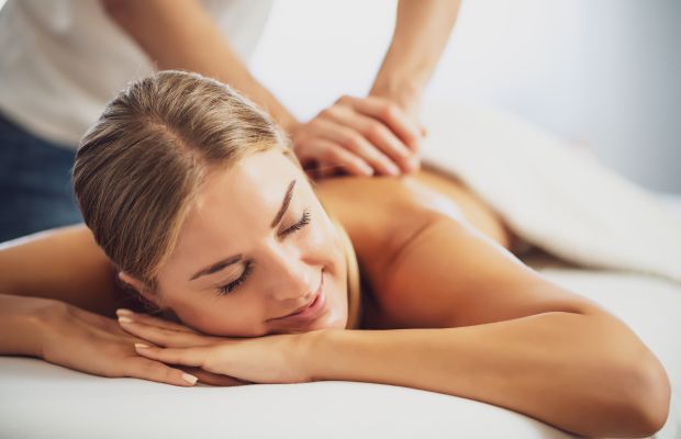 massage thái quân 10 - ảnh bìa