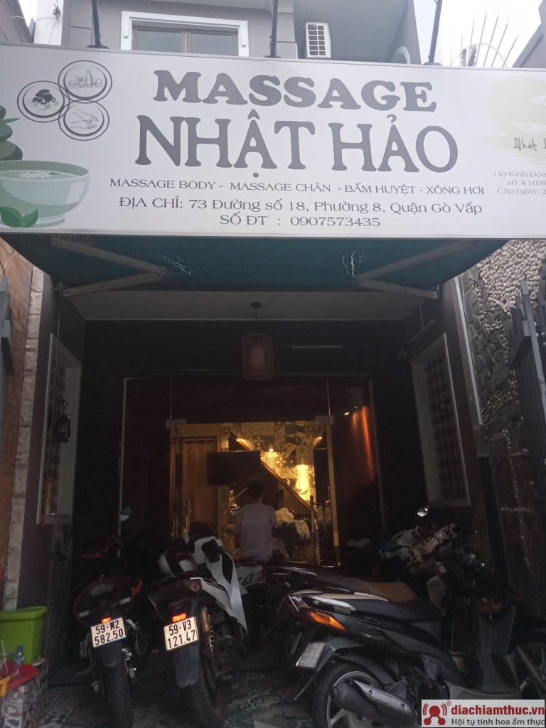 massage khiem thi nhat hao